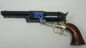 Revolver UBERTI DRAGOON 2nd Model BLEU Cal. 44 PN.